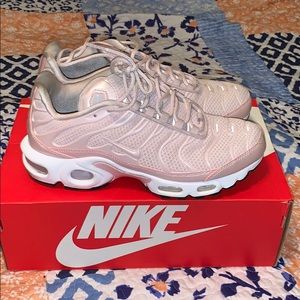 Nike Air Max Plus